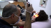 Kulak burun boğaz uzmanı Ali Fuat Şaşoğlu;“Hastanın burnundan 15 yıl sonra tesbih boncuklarını çıkarttık”