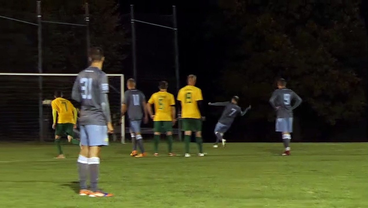 Elfmeter von Settmarshausen gegen Niedernjesa II durch Andreas Aulepp