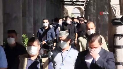 Bakan Kurum, Erzincan’da Terzibaba Türbesini ziyaret etti