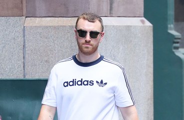 Sam Smith kicked off dating app Hinge