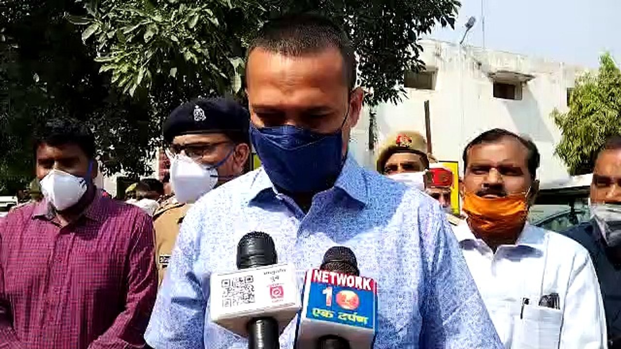 जनपद इटावा पहुंचे मंडला आयुक्त राजशेखर