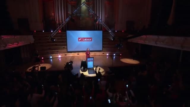 Jacinda Ardern gana las elecciones en Nueva Zelanda con mayoría absoluta