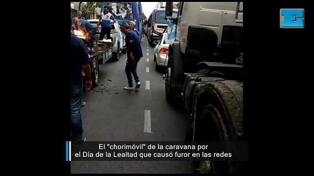 El chorimóvil de la caravana que causó furor en las redes