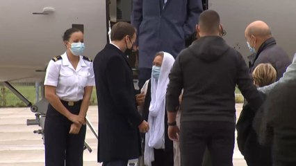 بعد قرابة 1400 يوم مختطفةً في مالي.. الفرنسية بترونين تعود مسلمة إلى فرنسا