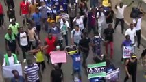 Miles de nigerianos exigen el desmantelamiento de la Policía por denuncias de abuso de poder