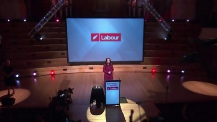 아던 뉴질랜드 총리 재집권 성공...코로나19 선방에 총선 압승 / YTN