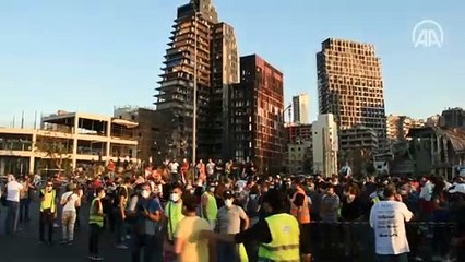 Lübnan'da göstericiler 17 Ekim protestolarının birinci yılında yine sokaklarda