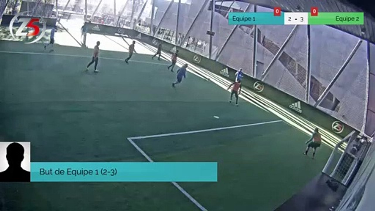 But de Equipe 1 (2-3)