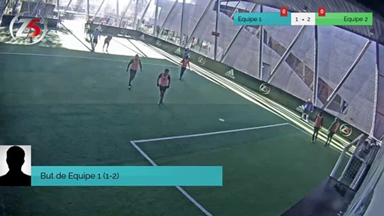 But de Equipe 1 (1-2)