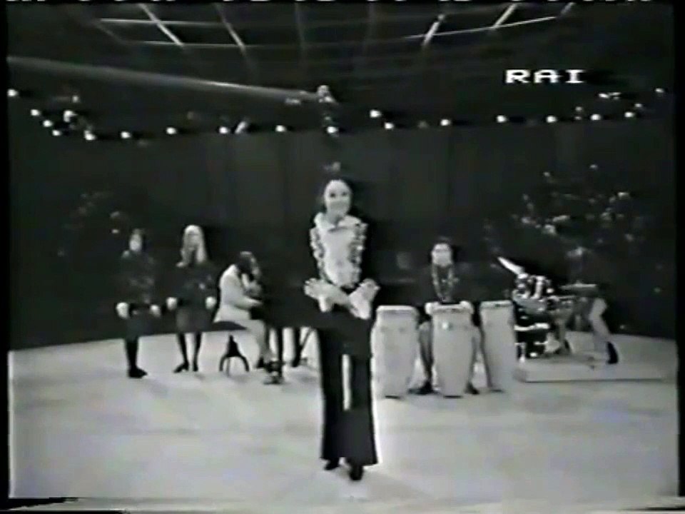 CATERINA VALENTE and SERGIO MENDES – Brasil '66 (HD)