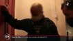 Couvre-feu : Des policiers surprennent une fête dans un domicile mais ne peuvent pas entrer et sont obligés de rebrousser chemin - Regardez