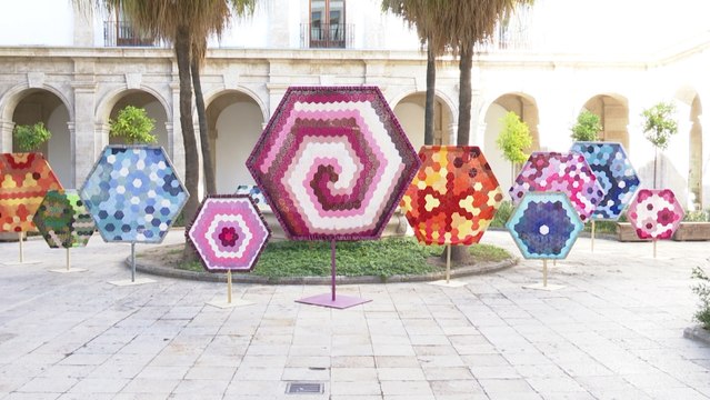 La instalación 'Hilando Vidas' llega para reivindicar el papel de la mujer rural