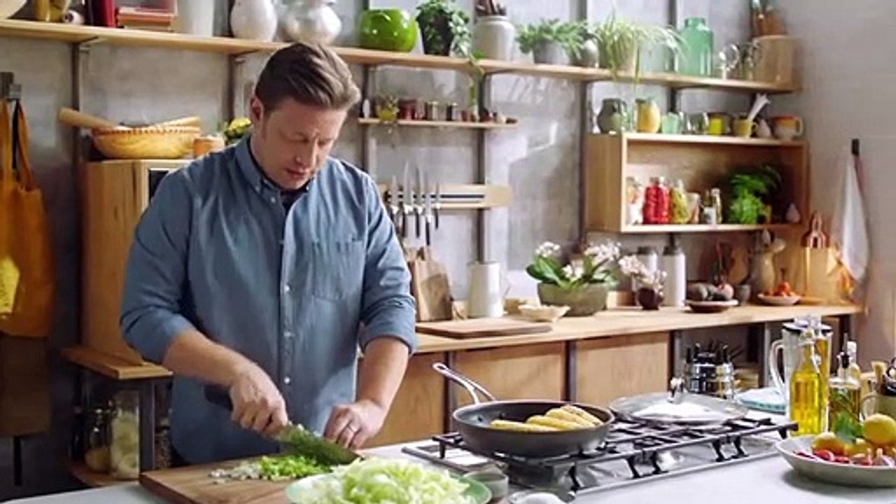 Salat mit zweierlei Mais