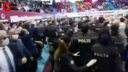 BBP kongresinde salon karıştı