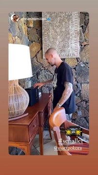 M. Pokora et son fils Isaiah le 18 octobre 2020.