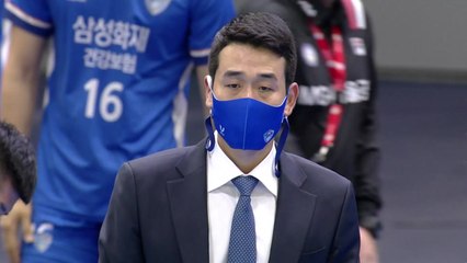 '첫 80년대생 감독' 고희진, V리그 데뷔전 역전승 / YTN