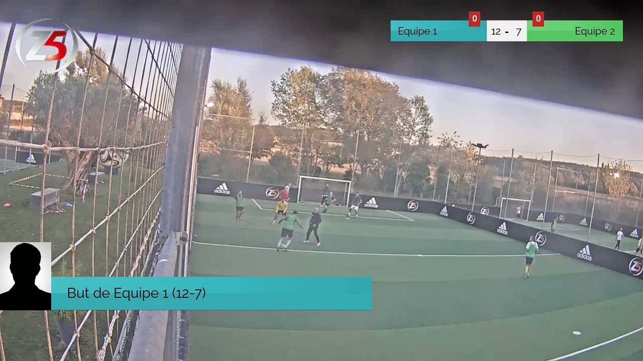But de Equipe 1 (12-7)