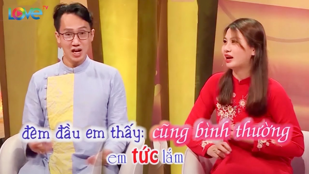 Yêu 2 năm chỉ được cầm tay bạn gái, chàng MC nổi tiếng có đêm tân hôn bất ngờ