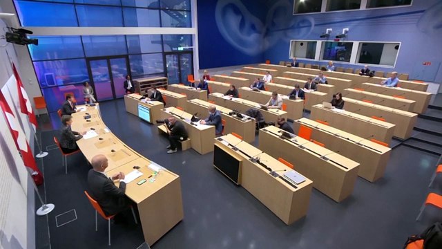 Новая волна COVID поднимается всё выше