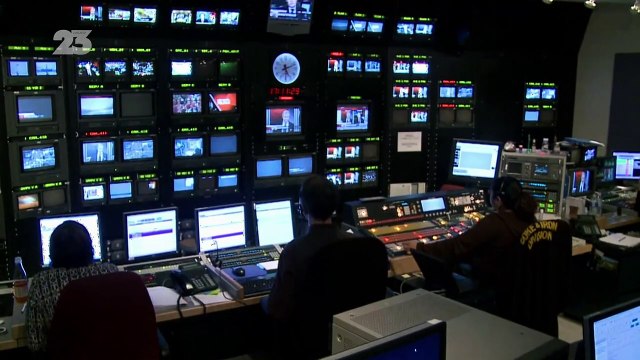 Hangar 1 Les Dossiers OVNI - S02E10 - Rencontres Extremement Rapprochées