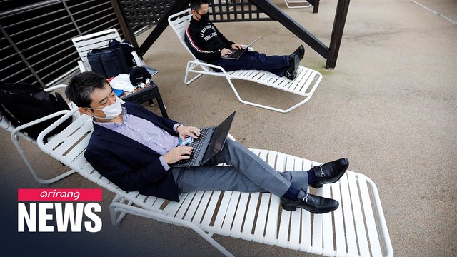 Office in a ferris wheel - Japanese amusement park offers rides as remote workspaces