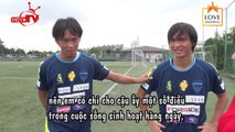 Chân sút PHA LÊ Tuấn Anh tung hoành trên sân cỏ Nhật Bản cùng huyền thoại bóng đá xứ sở hoa anh đào
