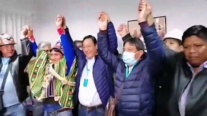 Descargar video: Luis Arce, candidato de Evo Morales, se impone en primera vuelta de presidenciales de Bolivia