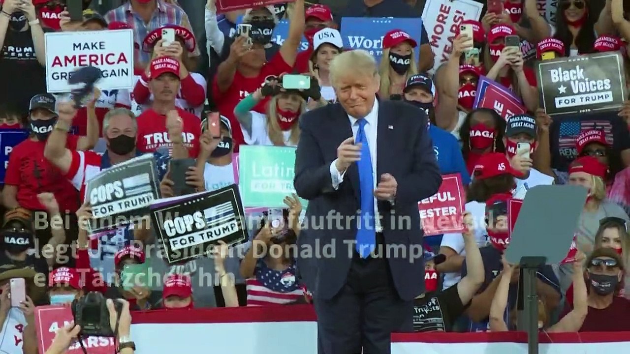 Trump schwingt die Hüften zu 'YMCA'