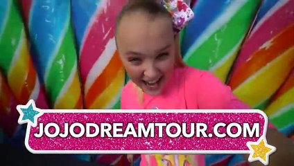 I FOUND A JOJO SIWA STORE!!!