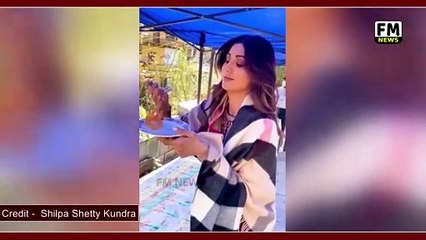 Shilpa Shetty Enjoy Jalebi on the Sets of Hungama 2 l FM News