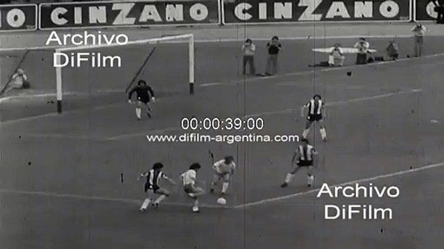 River Plate vs Huracan - La Gorda Matosas - Campeonato Nacional 1975