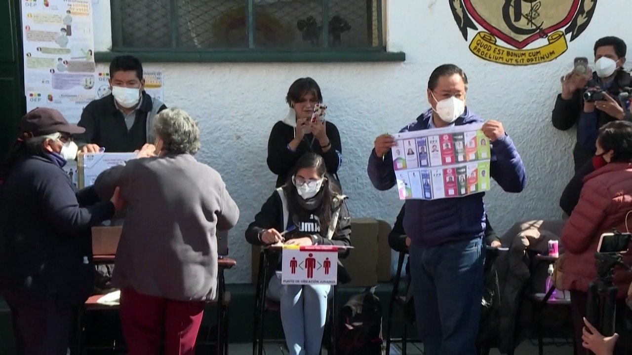 Linker Morales-Vertrauter Luis Arce (57) gewinnt Wahl in Bolivien
