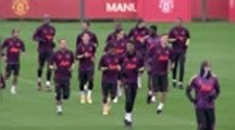 Cavani trains with United for first time ahead of PSG reunion