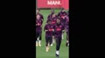 SOCIAL: Cavani trains with United for first time ahead of PSG reunion