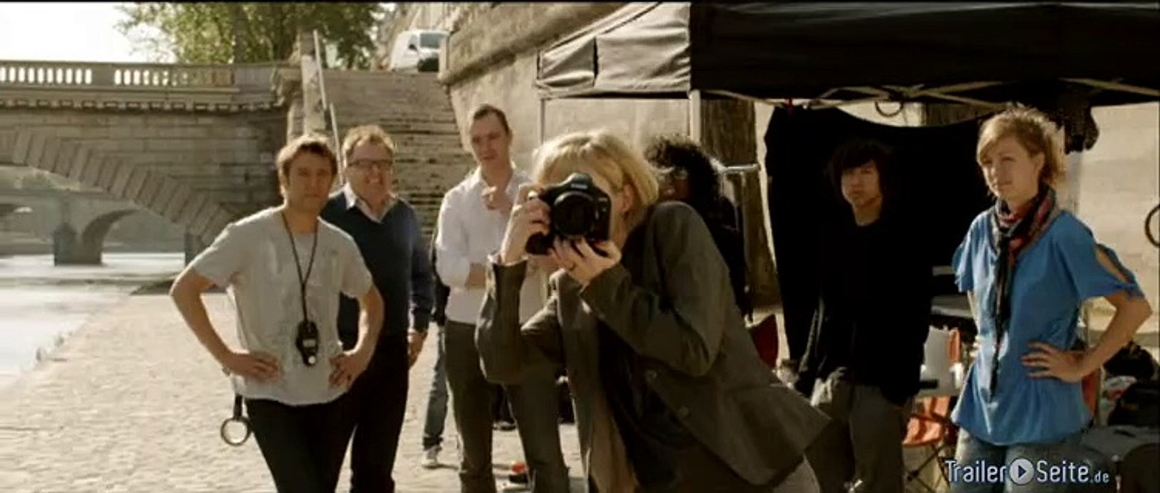 Unter Die Haut Film DVD Trailer (2011)