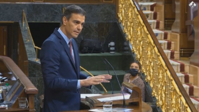 Sánchez anuncia a Casado que paraliza la reforma del CGPJ para pactar su renovación