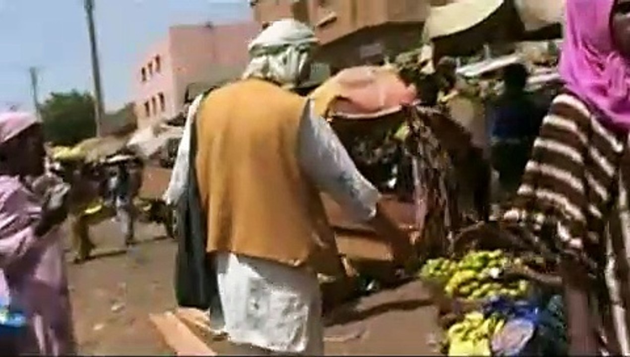 Der Weisse Mit Dem Schwarzbrot Film Trailer (2008)