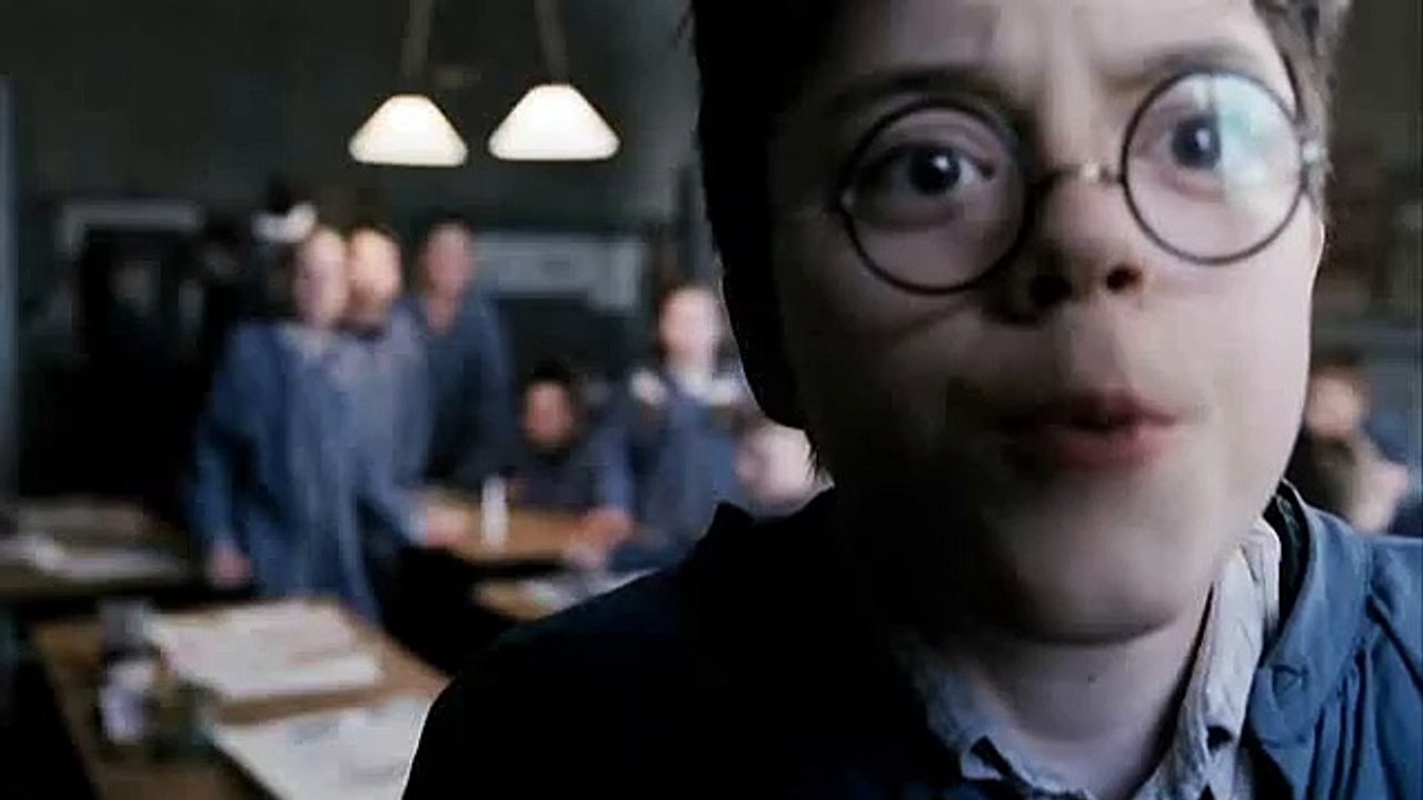 Die perlmutterfarbe film trailer (2009)