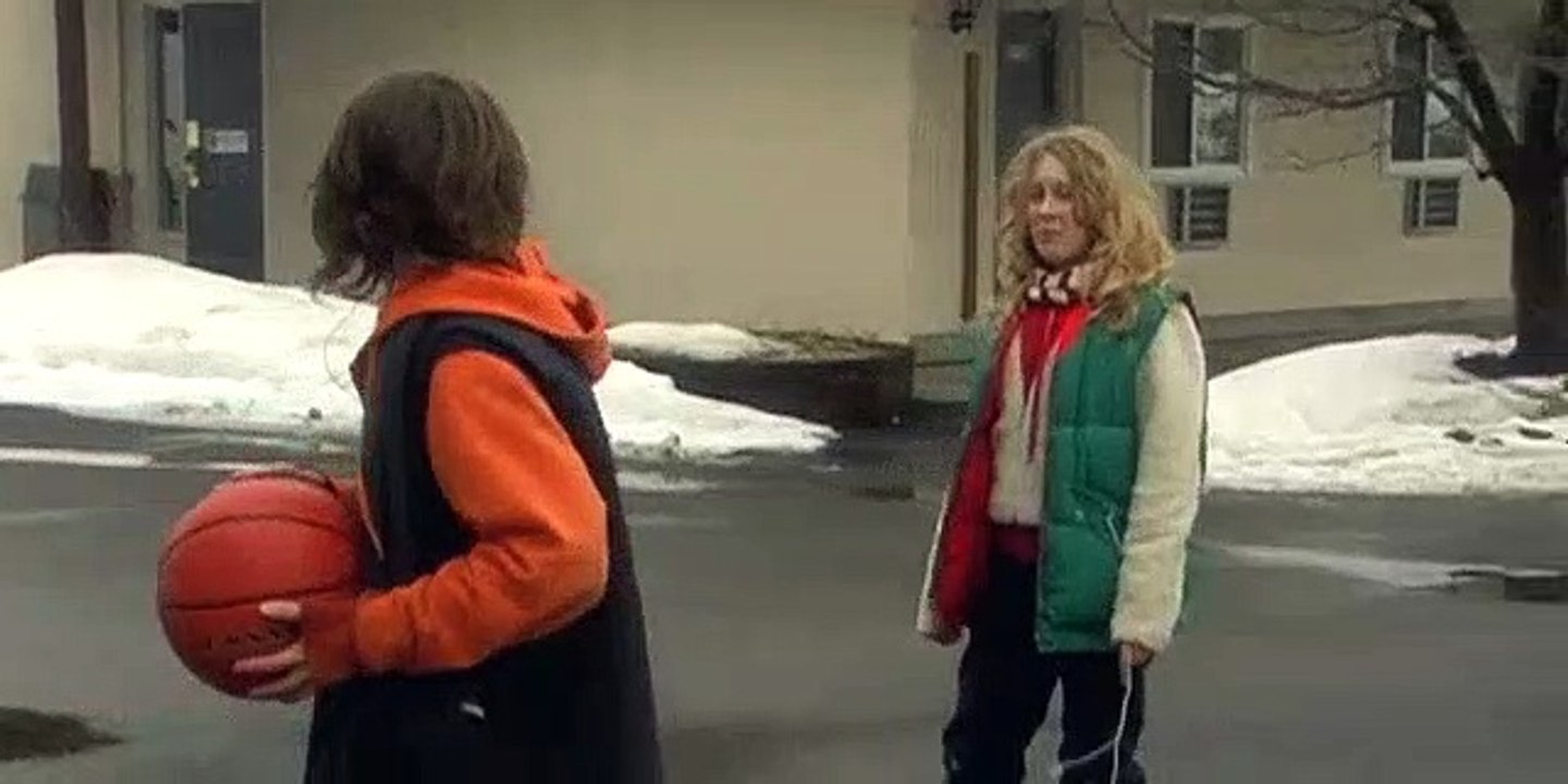 Only film trailer (2009)