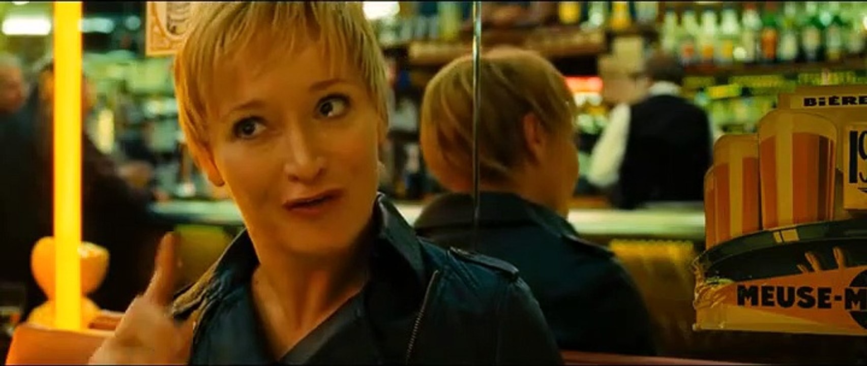 Micmacs - Uns Gehört Paris Film Trailer (2010)