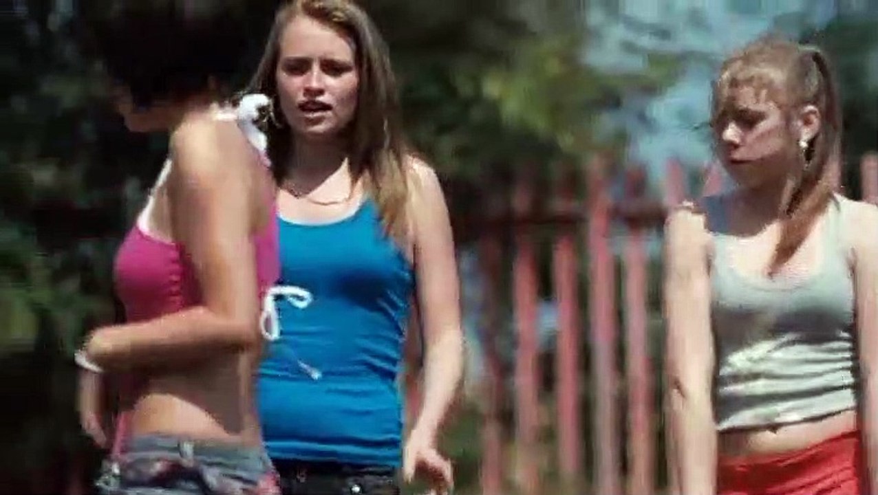 Fish Tank Film Trailer (2010)