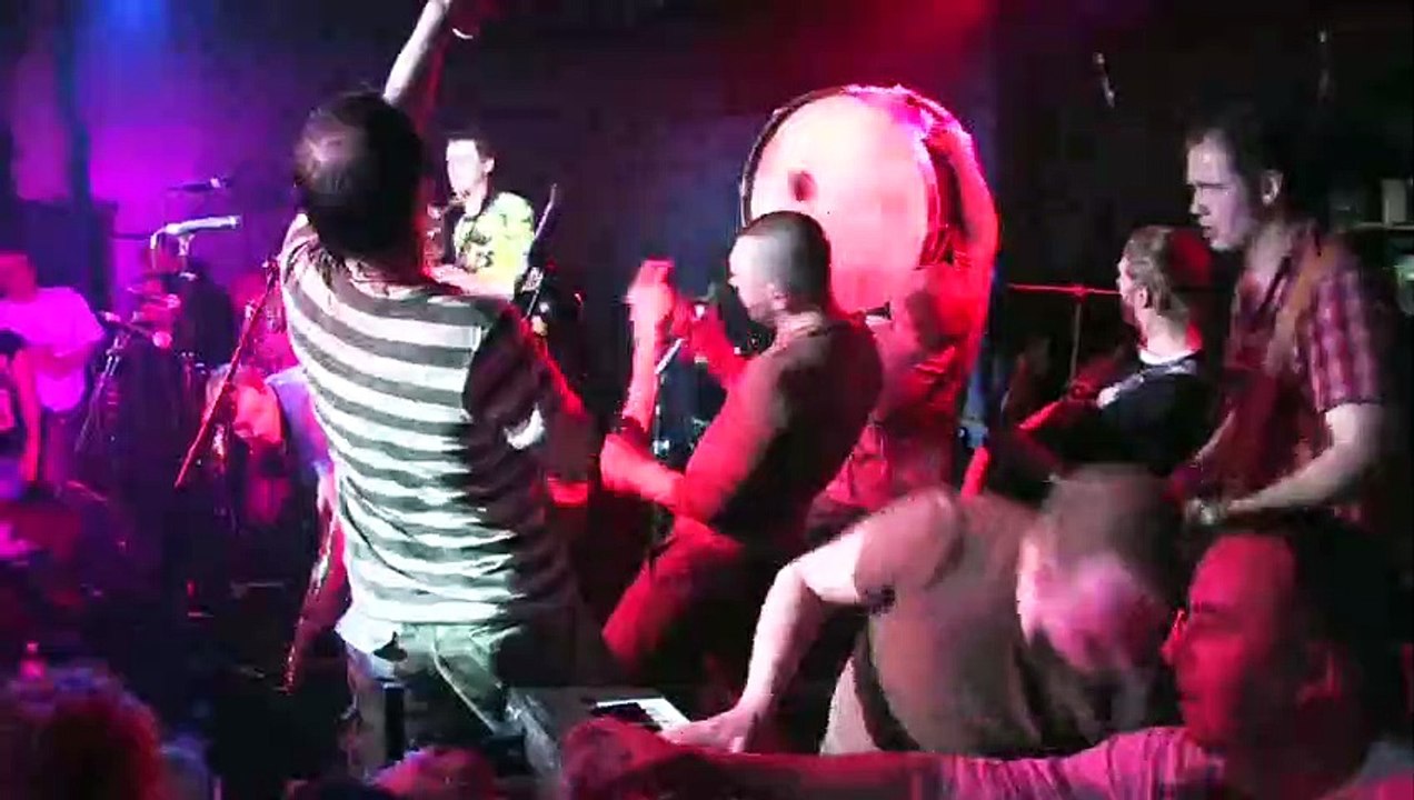 Leningrad - Der Mann Der Singt Film Trailer (2010)