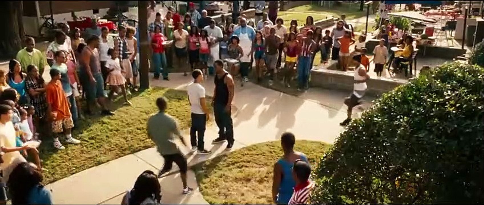 Lottery ticket film trailer (2010)