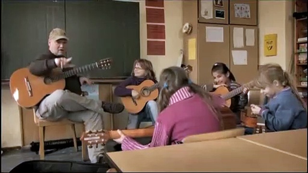 Jedem Kind Ein Instrument Film Trailer - Ein Jahr Mit Vier Tönen (2010)