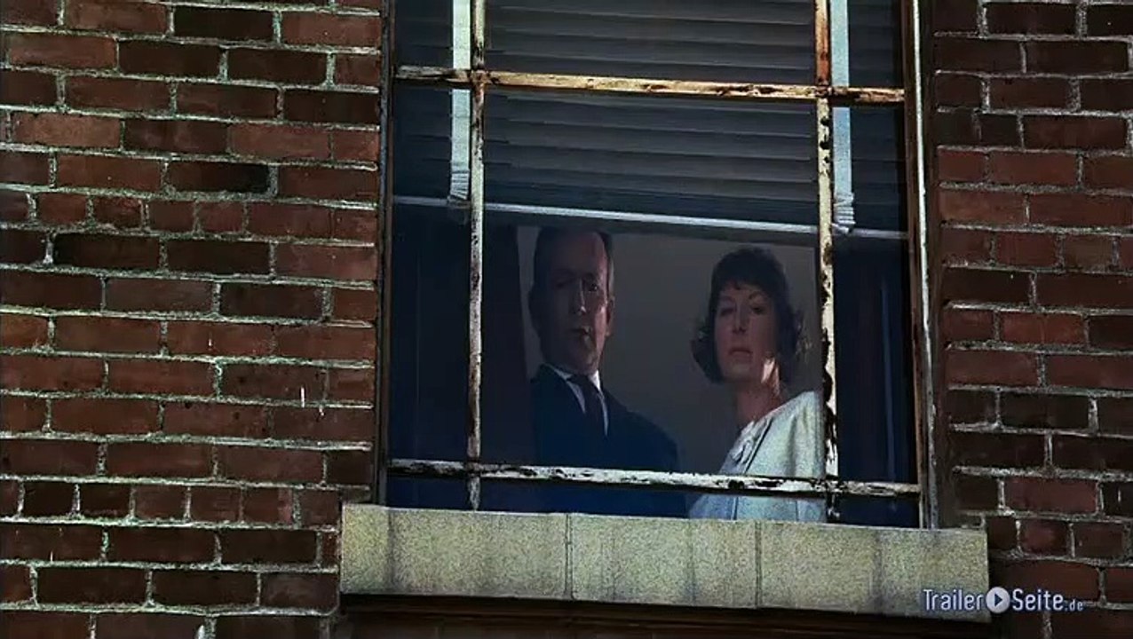 John Carpenters The Ward US Trailer (2011)