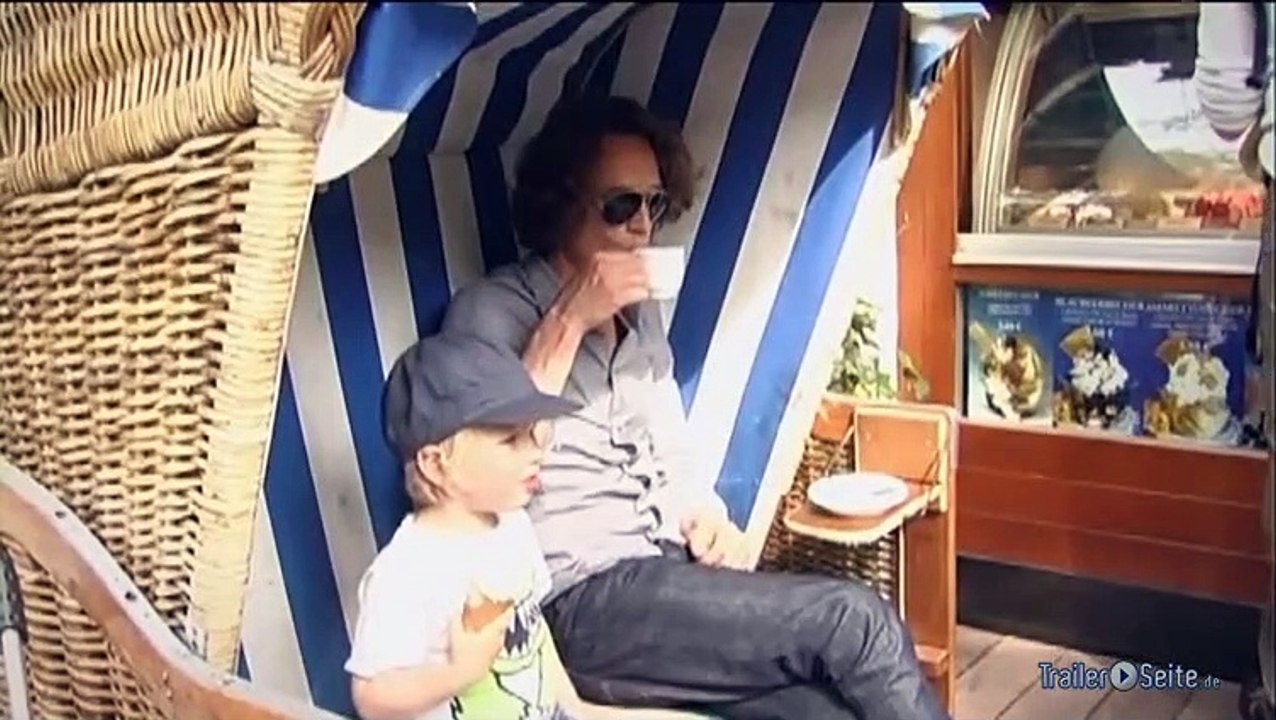 Im Kopfstand Zum Glück Film Kino Trailer (2011)