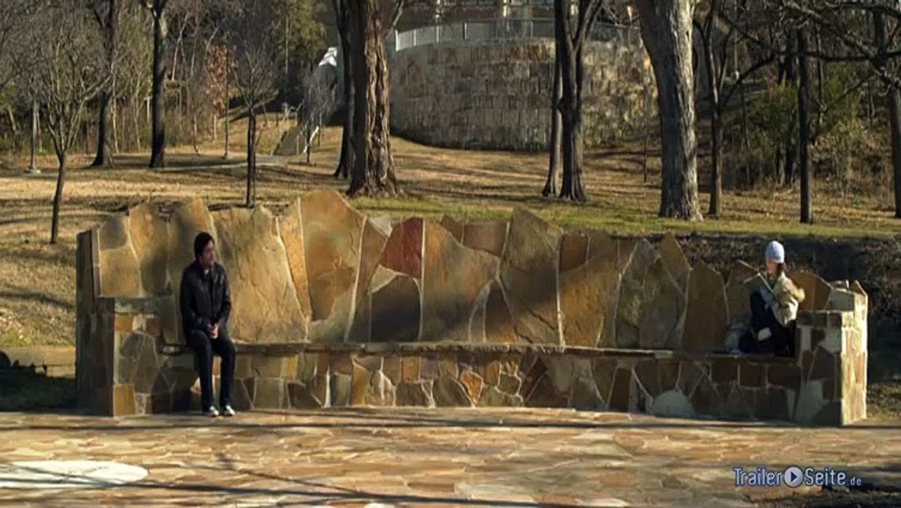 Between Notes Film Kino Trailer (2011)