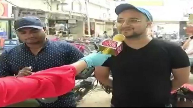 Bihar polls: People spotted defying Covid-19 guidelines