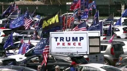 Des milliers de partisans rejoignent une caravane pro-Trump à Miami