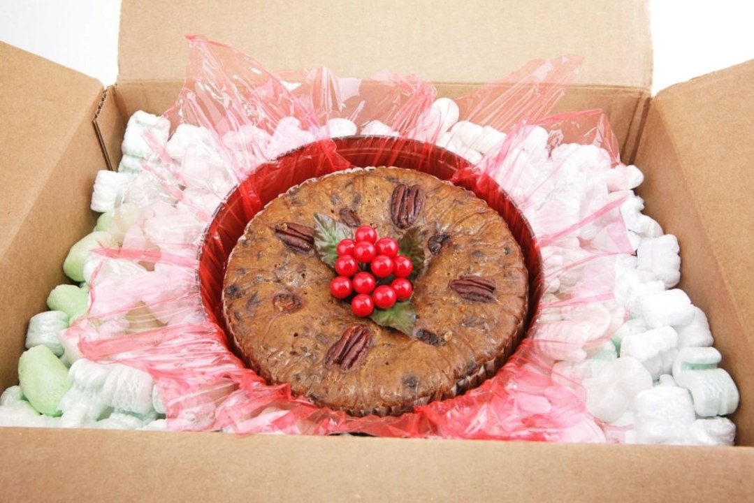 How To Mail a Homemade Cake